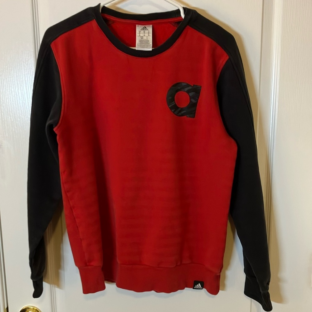 Men’s medium Adidas sweatshirt